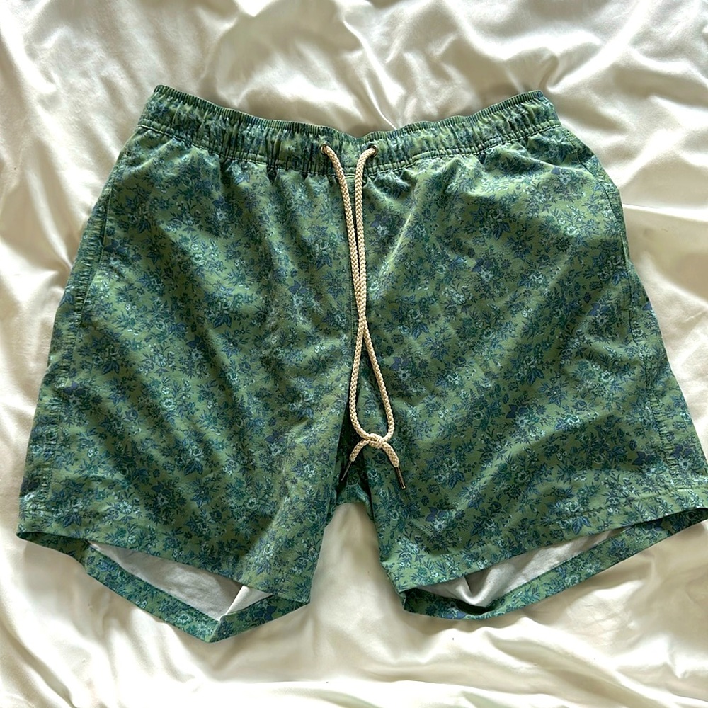 Fair Harbor Green Floral Men's Hybrid Shorts